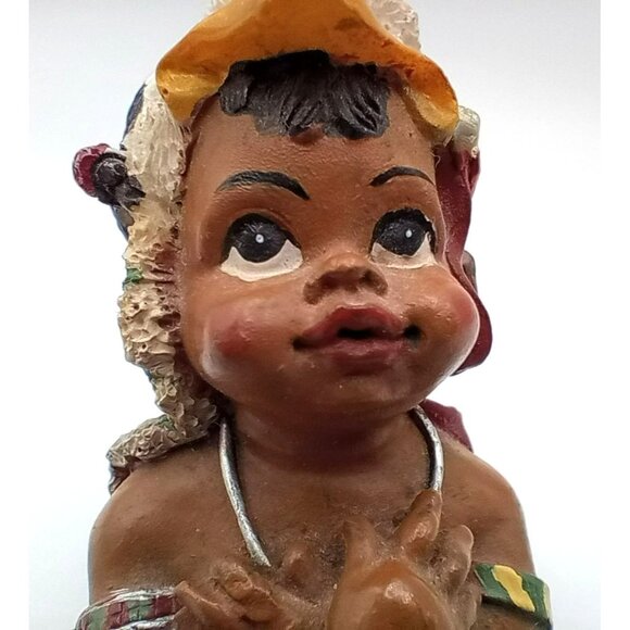 Native American Baby Wearing Eagle Headdress Feather 3.25 Inch Vintage Figurine - Picture 6 of 14